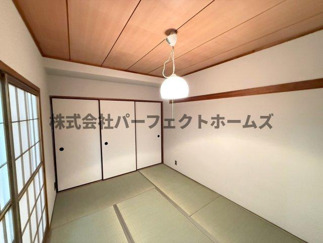 山科ハイツの和室|い草の香りが落ち着く素敵な和室です