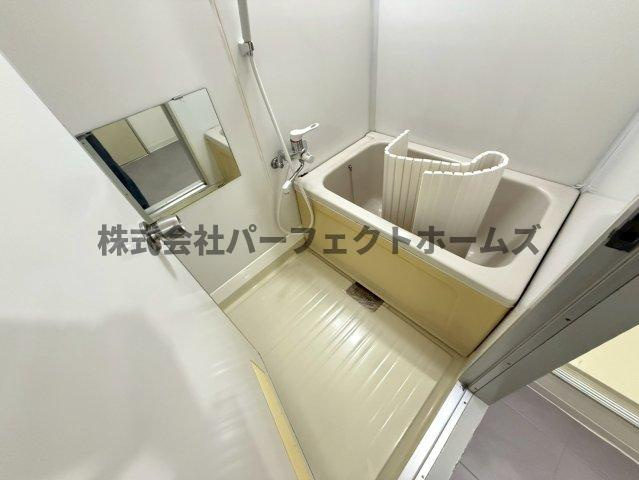 山科ハイツの浴室|お風呂です