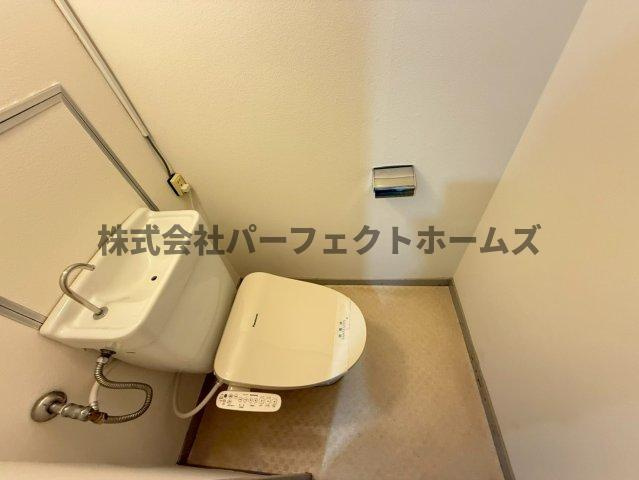 山科ハイツのトイレ|コンパクトで使いやすいトイレです