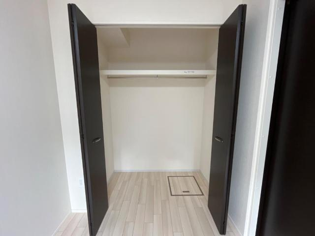 日高市四本木１丁目アパート新築工事の収納|クローゼット（イメージ）