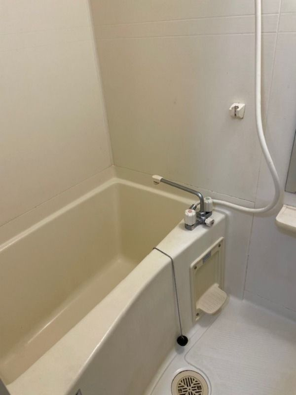 パインヒル6の浴室