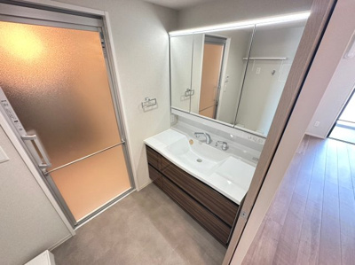 【独立洗面台】 | カーサ　マリーナ　モンテカルロ