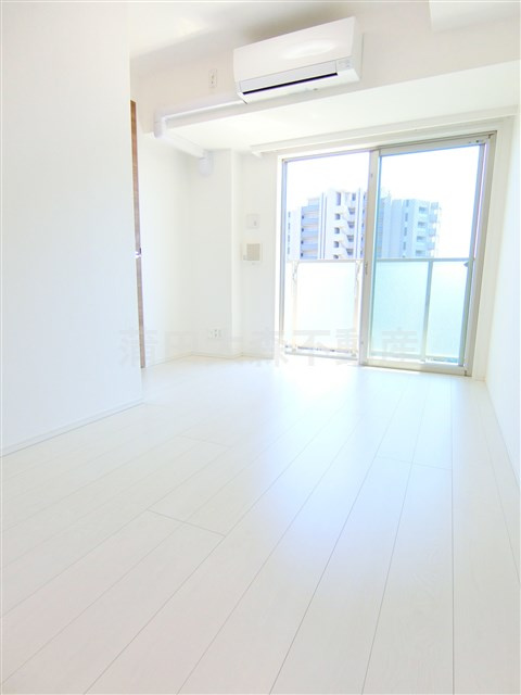 アイルカナーレ品川南の居間・リビング|東向きの洋室7.1帖