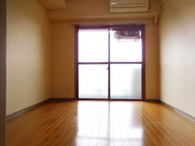 【居間・リビング】 | エンジェリ津之江