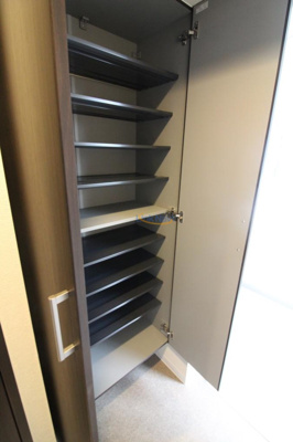 【玄関】 | ファーストフィオーレ新梅田