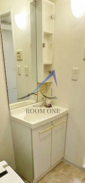 コンフォート東新宿の洗面所|洗面台です。