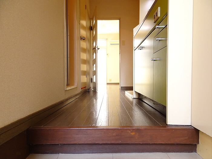 コーポグリーンの玄関