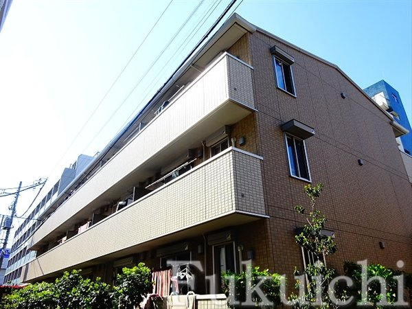 コルノリザイアの外観