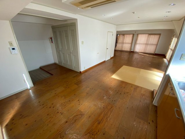 サニーライフ住吉の居間・リビング