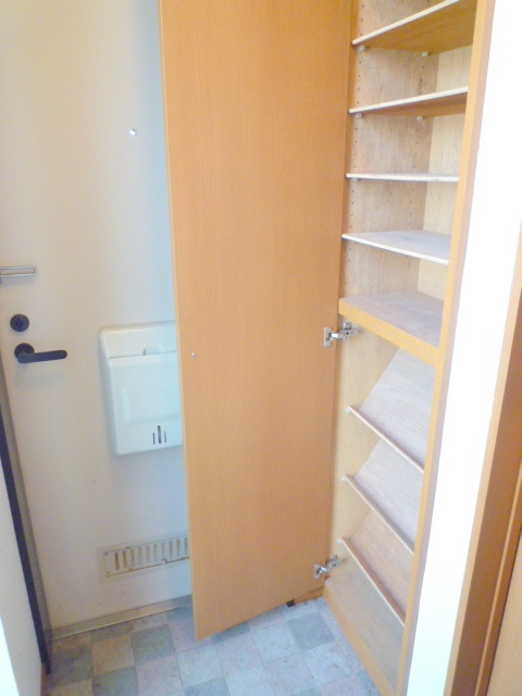 田端ＡＴハイムの玄関|★シューズＢＯＸ★