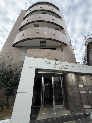 【外観】 | エバーグリーンパレス新宿 | おしゃれな外観です