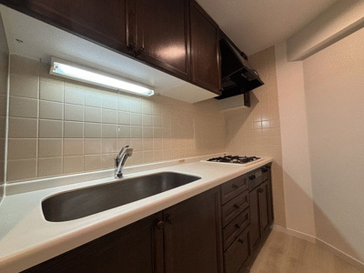 【キッチン】 | エバーグリーンパレス新宿 | きれいなキッチンです