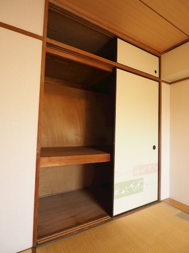 和室の中にある収納です