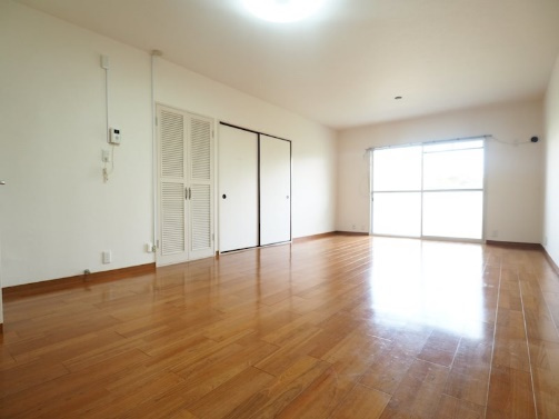 陽当たり良好なリビング