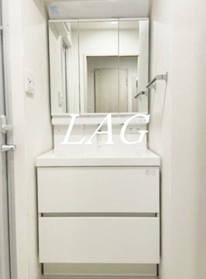 【居間・リビング】 | アヴェニール久米川 | 独立洗面台です。