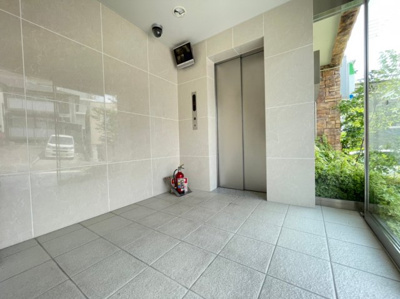 【ロビー】 | デイグラン緑丘