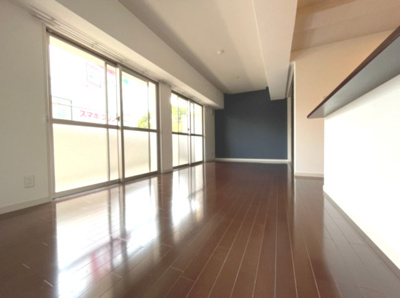 【内装】 | デイグラン緑丘