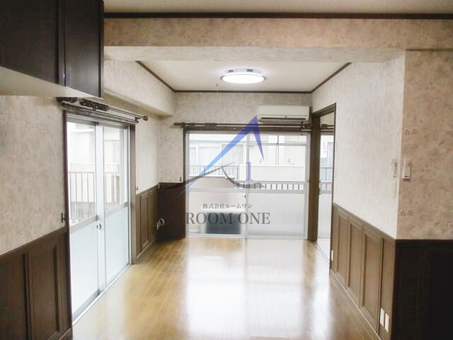 斉国第二コーポの居間・リビング|洋室のお部屋です。