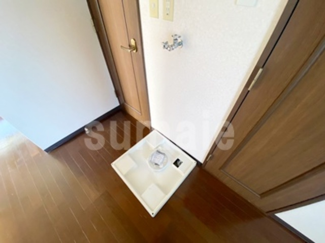 上小ハイツの内装|室内洗濯機置き場です☆