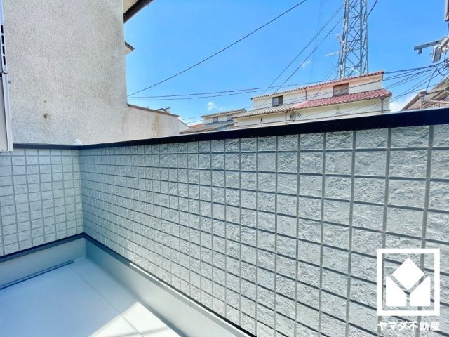 伏見区向島二ノ丸町のバルコニー