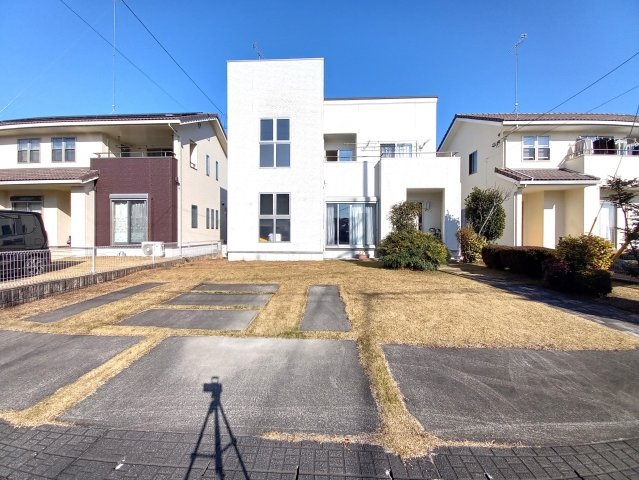 壬生町安塚中古戸建の駐車場|駐車も2～３台可能です