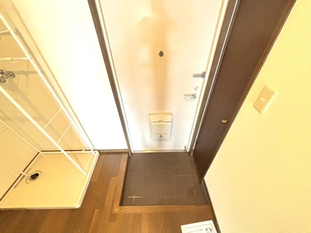 暁21・うえきⅠ号館の玄関