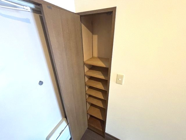 暁21・うえきⅠ号館の収納