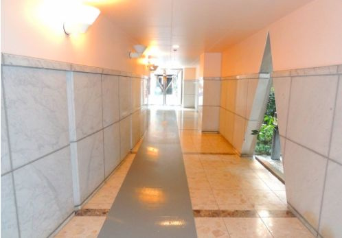 マハール駒込のロビー