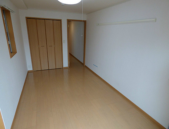 メープル神戸住吉の洋室