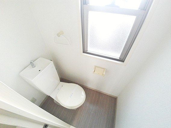 グリーンアートのトイレ