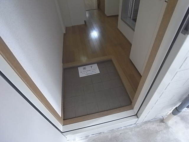 ドマーニ六甲の玄関