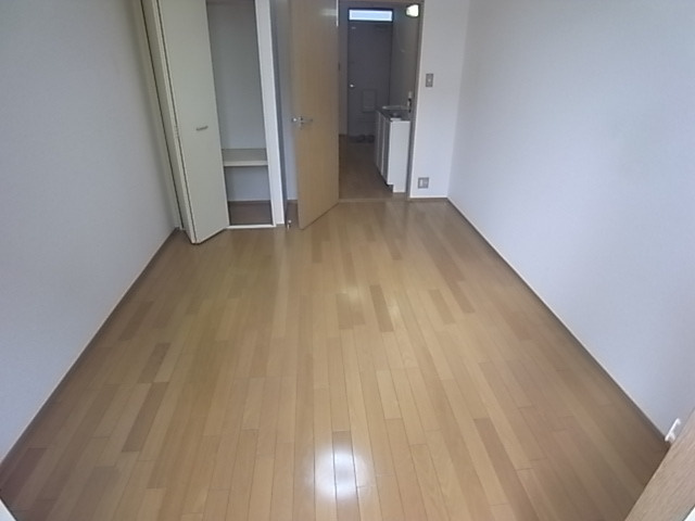 ドマーニ六甲の洋室