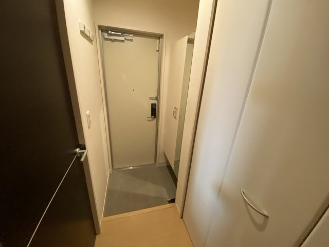 ディアコート住吉本町の玄関