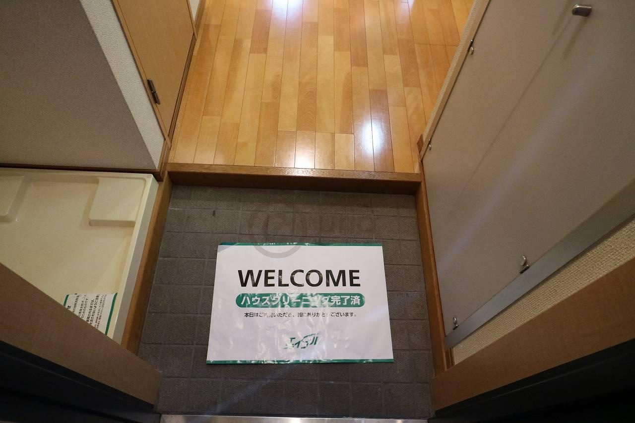 ダイドーメゾン岡本駅前の玄関