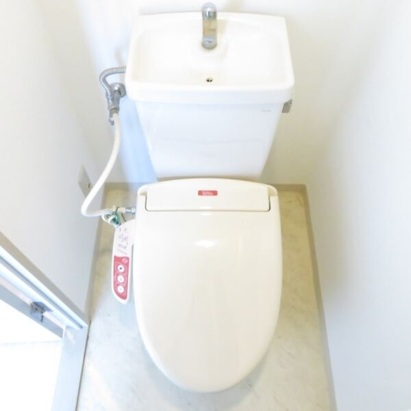 ドミール寺尾のトイレ