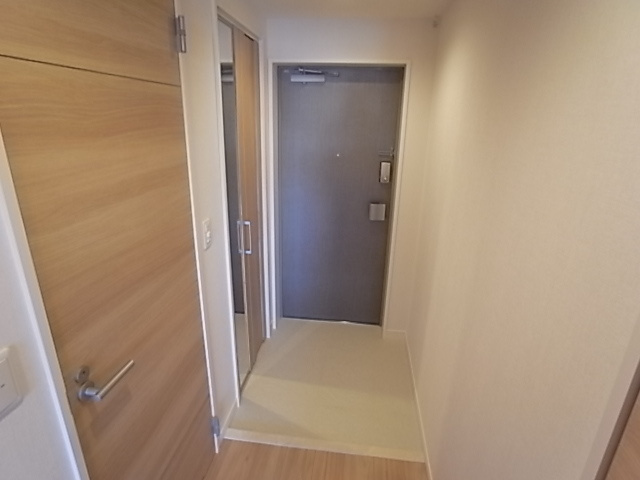 神戸ハーバーサイド萬利レジデンスの玄関