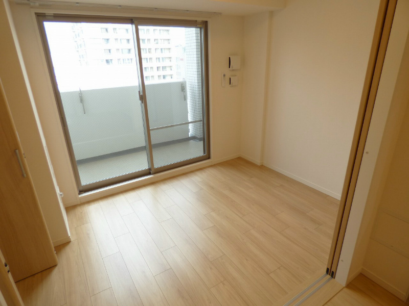 神戸ハーバーサイド萬利レジデンスの洋室