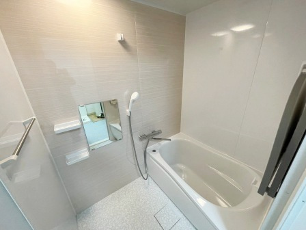 駒込富士ハイツ(駒込１丁目)の浴室