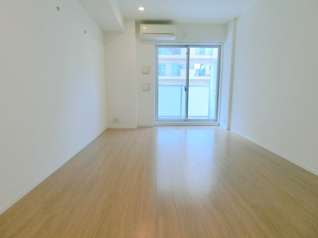 プレディアスタイル池上南WESTの居間・リビング