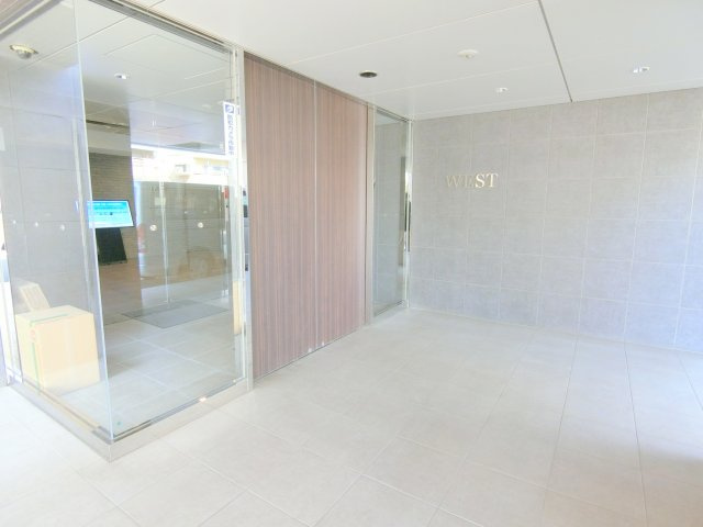 プレディアスタイル池上南WESTのエントランス