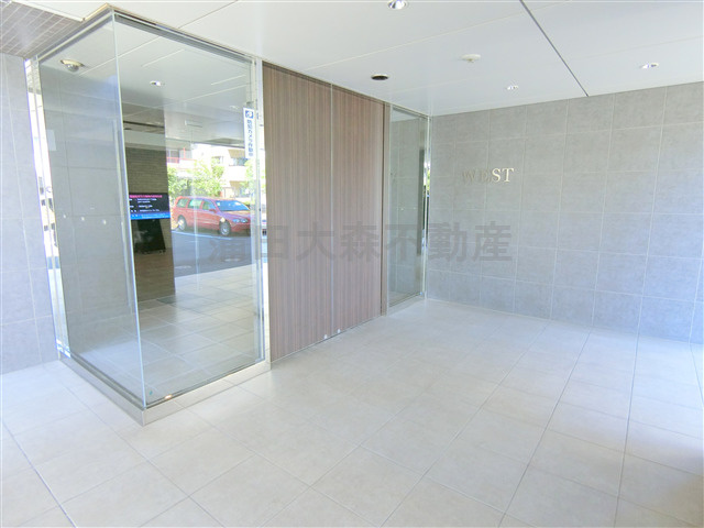 プレディアスタイル池上南WESTのエントランス