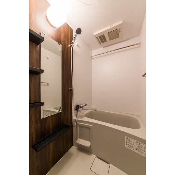 エステムコート名古屋今池アーバンゲートの浴室