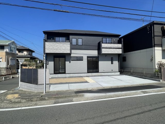  | ブルーミングガーデン赤崎町 | 「新築専門店」の当社なら、仲介の手数料0円で案内可能です♪お部屋探しはまずは当社から始めましょう♪