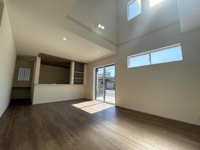  | ブルーミングガーデン赤崎町 | 【提携ローン利用可能】家賃と比べてください！金利0.6％台から提案可能です。家電費用やリフォーム費用も組み込めます。金利の高い車のローンもおまとめ提案できます(*^-^*)