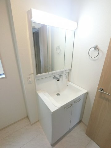 【独立洗面台】