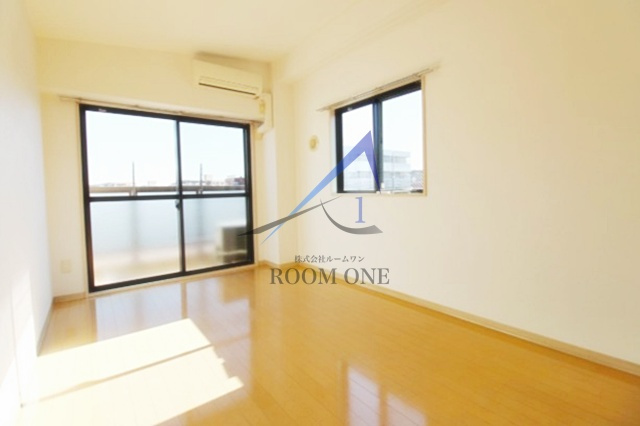 Major Land Tachibanaの居間・リビング|洋室のお部屋です。