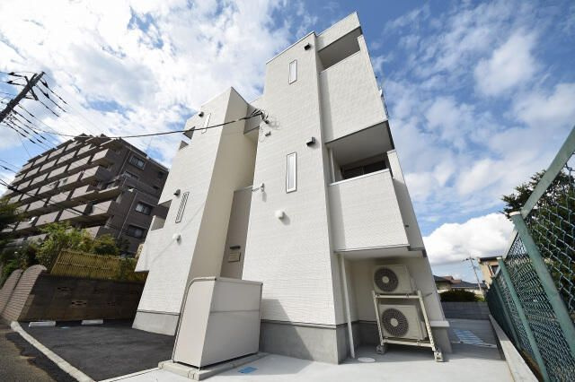 ＣＢ日進ラウムの外観