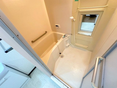 【浴室】 | トゥールモンド森