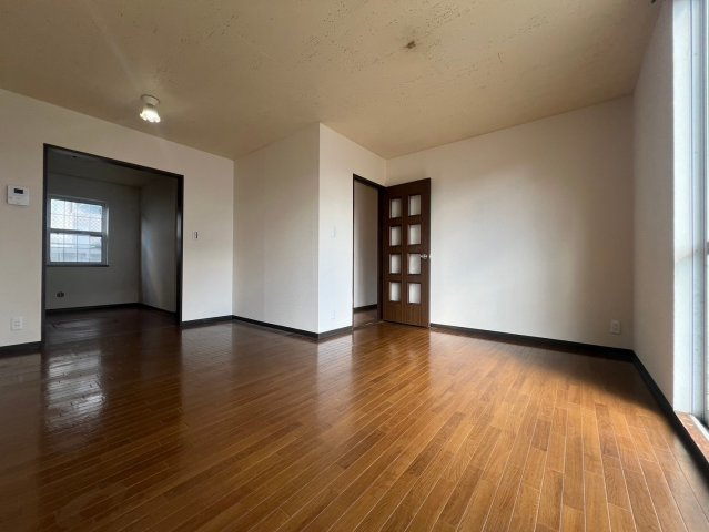 【居間・リビング】