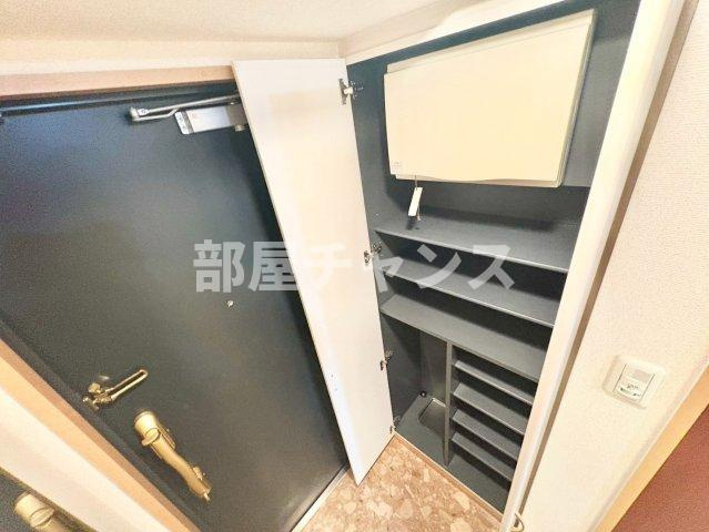 プレサンス名古屋城前の収納